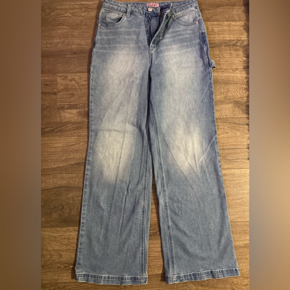 Juicy Couture Abbot Light Wash Straight wide Leg Jeans(size 11/30)